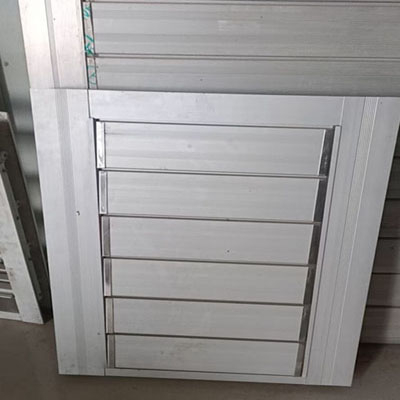 鋁(lǚ)合金百葉窗使用 鋁合金百(bǎi)葉窗使用